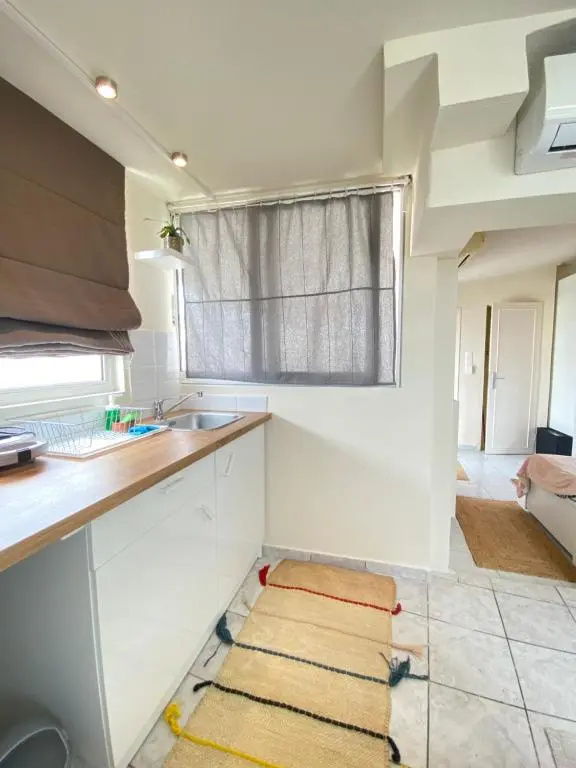 Private Apt. Acropolis View. Top Floor. Koukaki