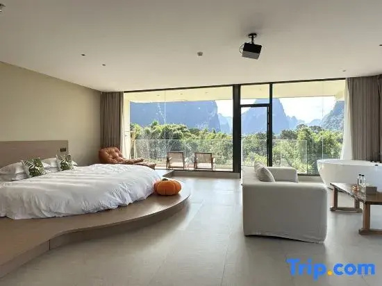 Standard room with balcony