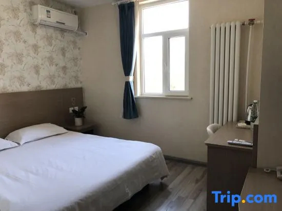 Yijia 365 Chain Hotel (Shijiazhuang Canal Bridge Railway University Yitang Metro Station Branch)