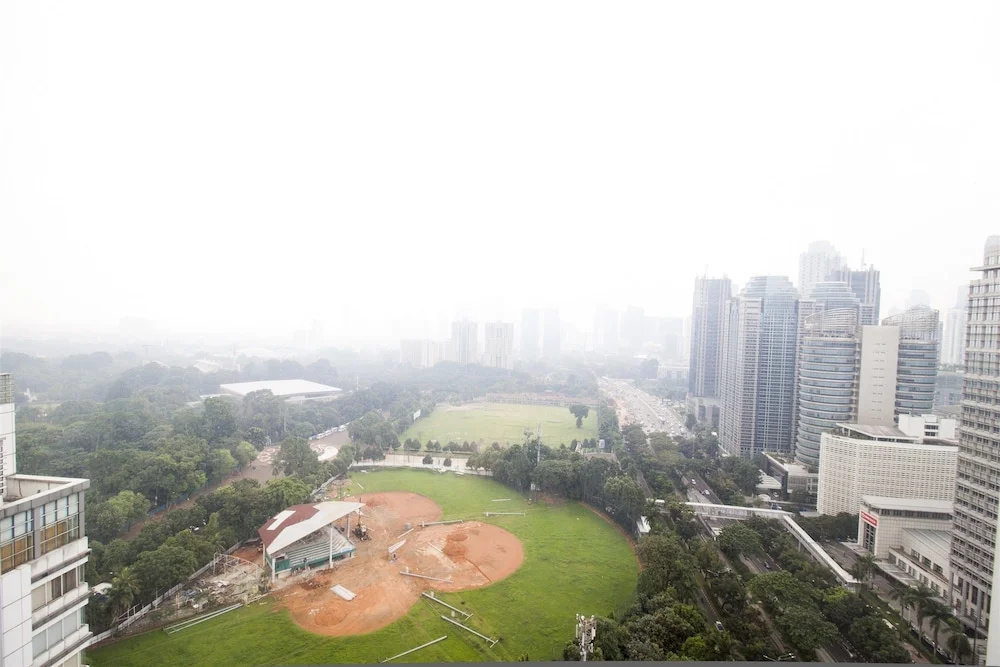 3 Bedroom at FX Sudirman by Travelio