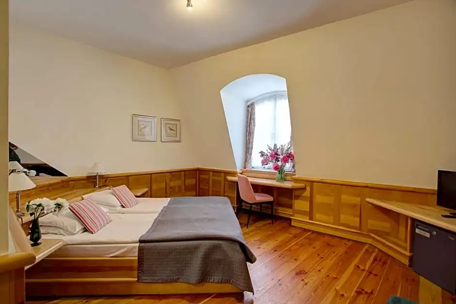 Kristof Hotel - Chambres