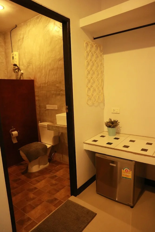 Standard Double room with balcony (full double bed)