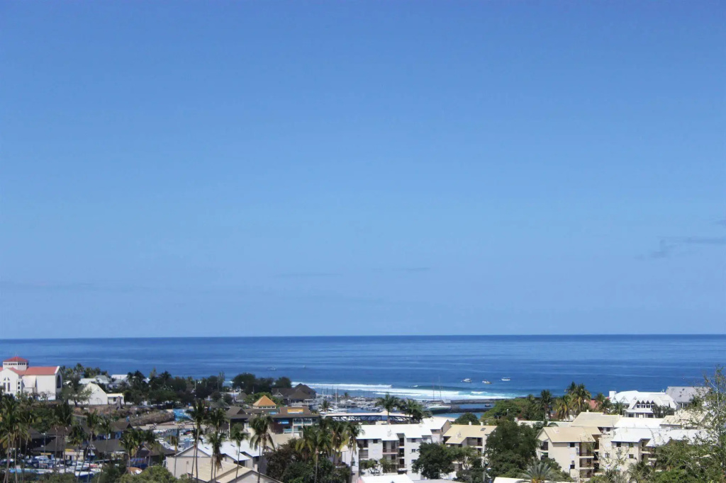 Beach & Waterfront