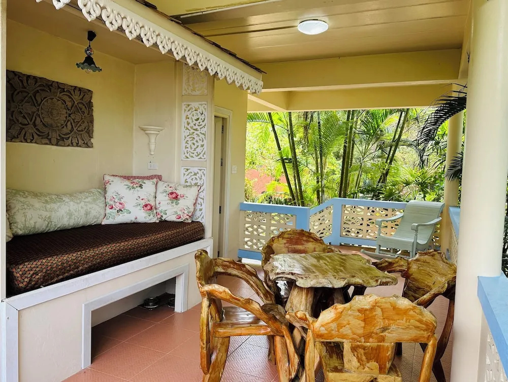 Standard room with balcony