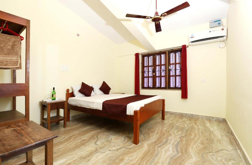 Morjim Sunset Guesthouse