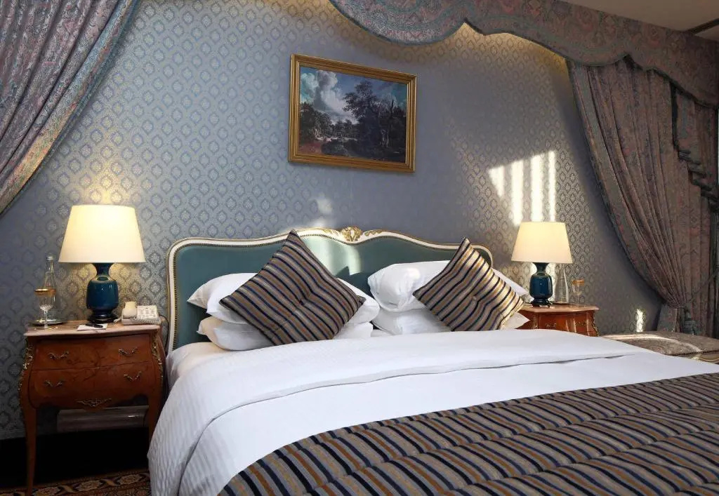 Standard Double room (full double bed)