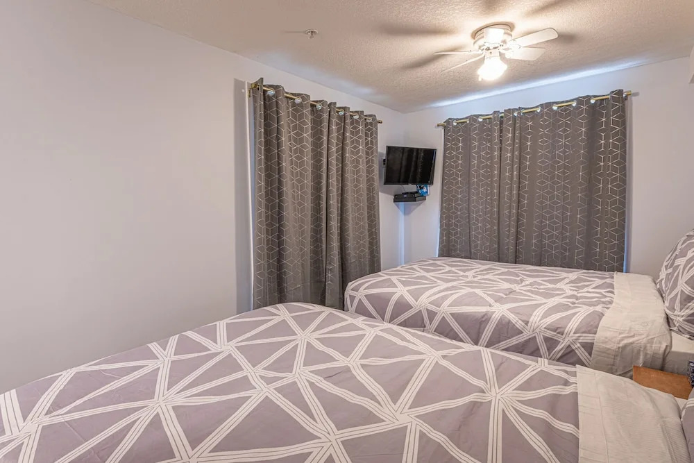 4 Bedrooms Suite - Group of Families - фото 6