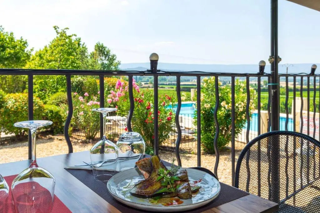 Balcony & Terrace