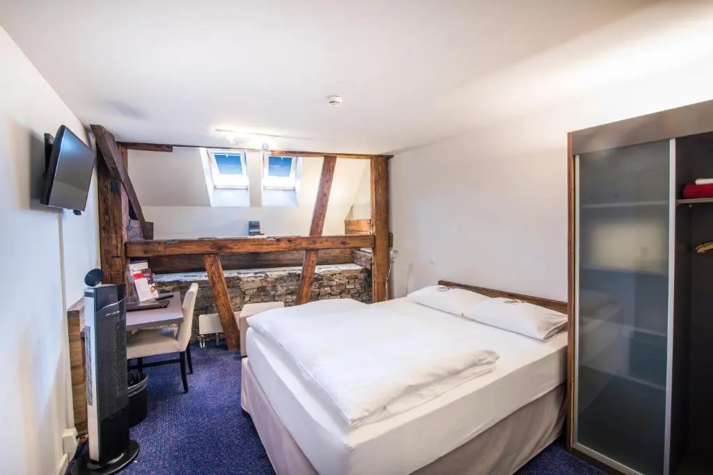Tailormade Hotel RÜDEN Schaffhausen - Chambres