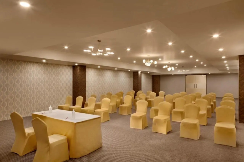 Hotel photo 11