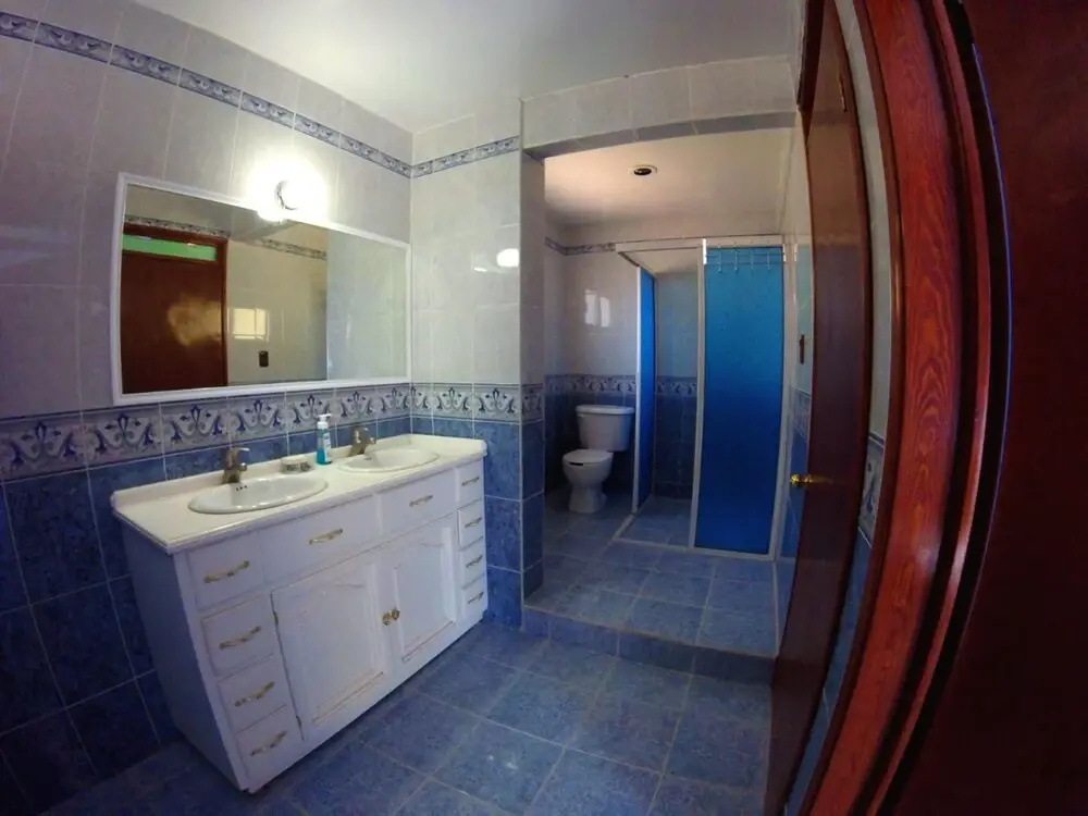 Comfort room