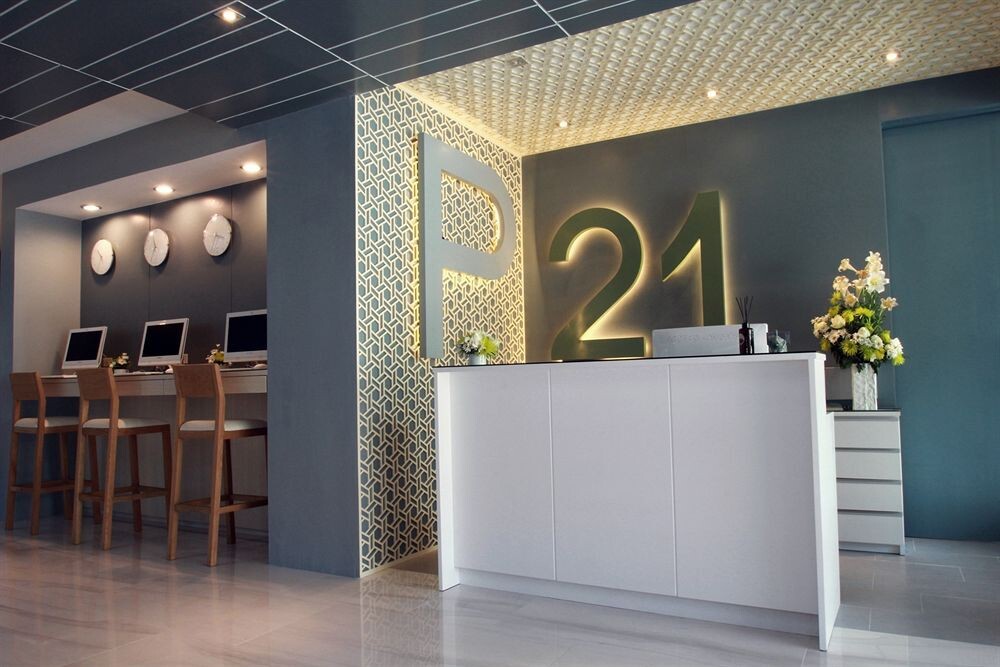P21 Hotel by null