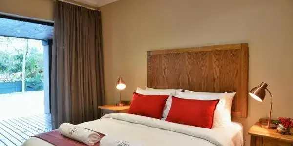 Standard Double room with pool view (full double bed)