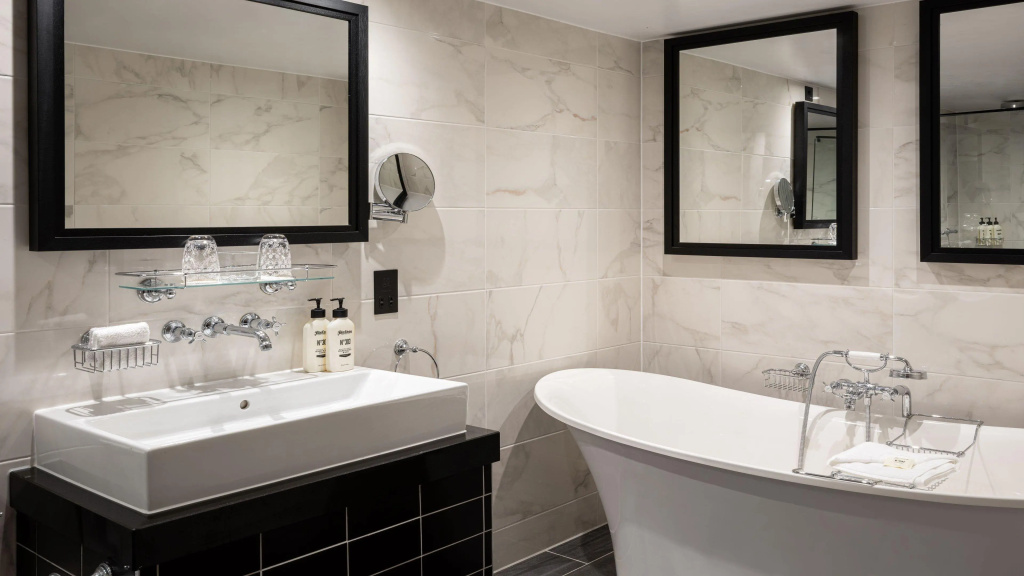 Indigo Bath, an IHG Hotel - Général