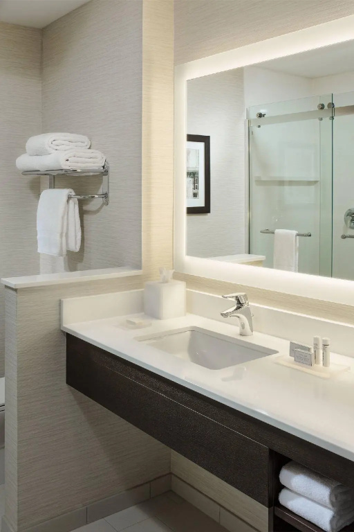 Fairfield Inn & Suites by Marriott Waterbury Stowe - Chambres