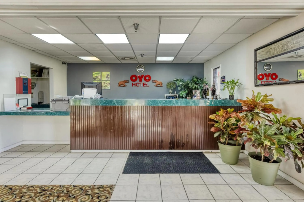 OYO Hotel Grenada West - фото 17