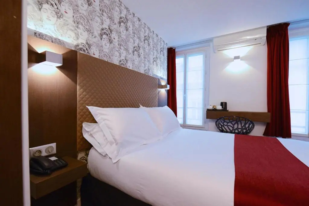 Standard Double room (full double bed)