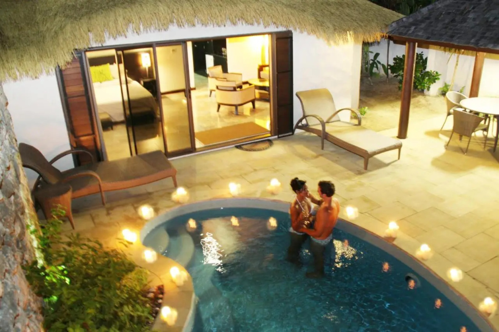 Crown Beach Resort & Spa - Général