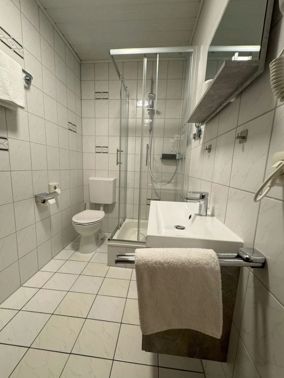 Comfort room