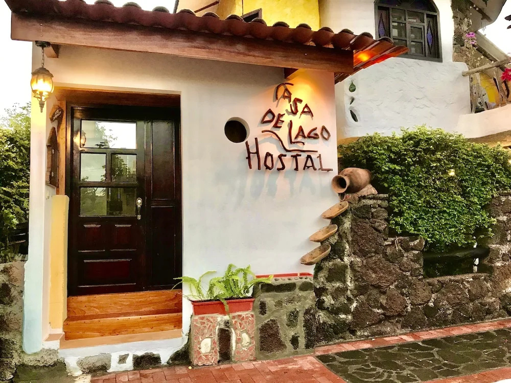 Casa del Lago Lodging House