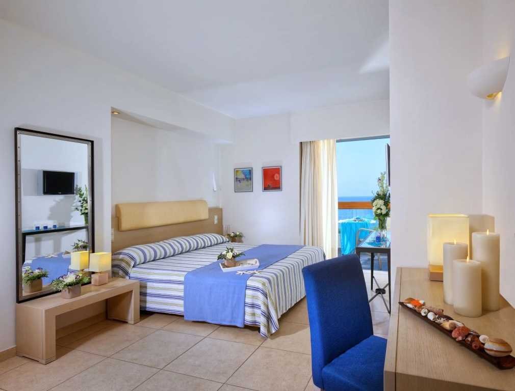Double room with sea view (twin beds)