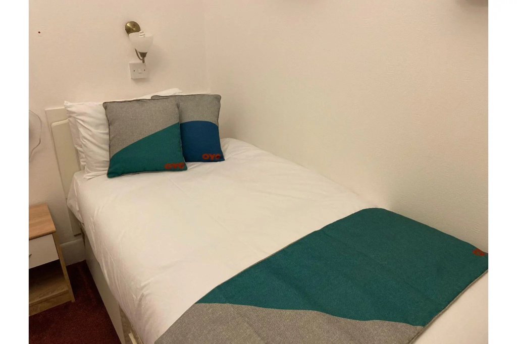 Standard Single room with view