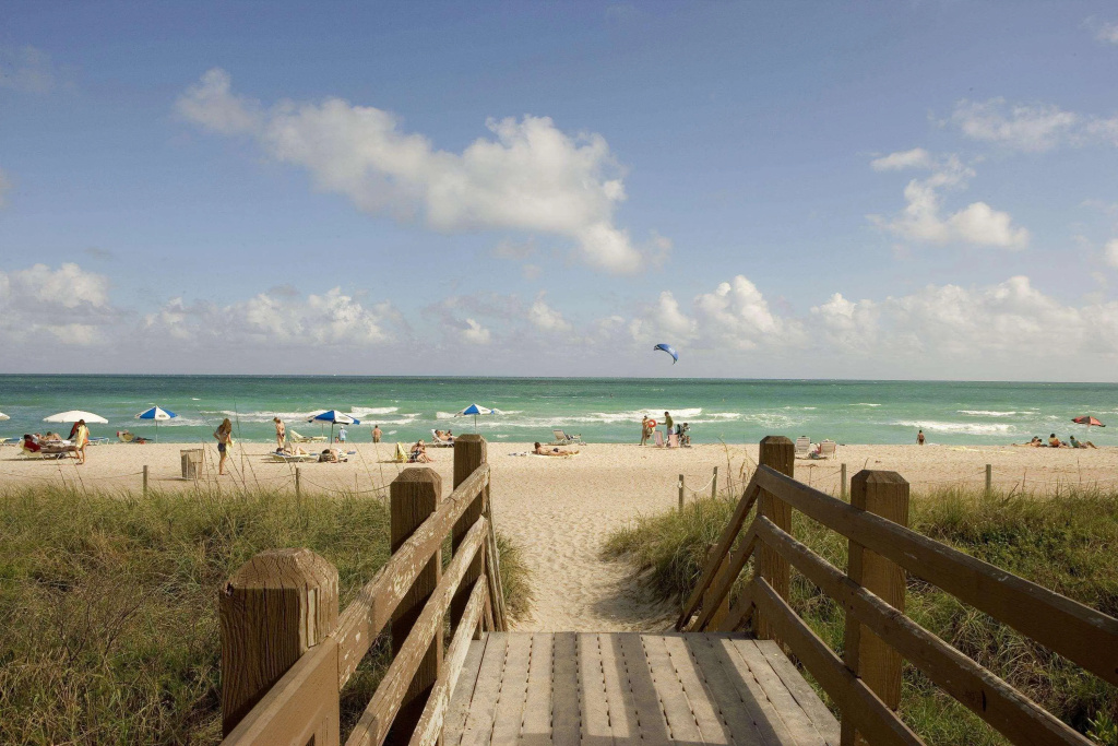 Beach & Waterfront
