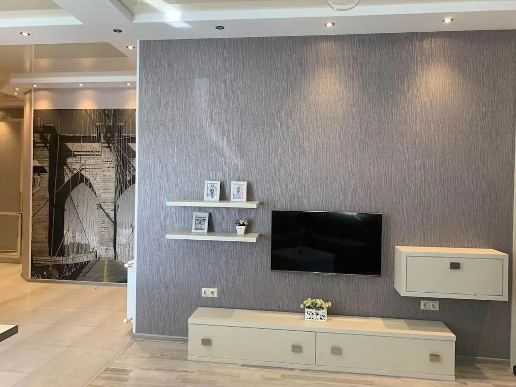 House 77 Your Happy Place_
