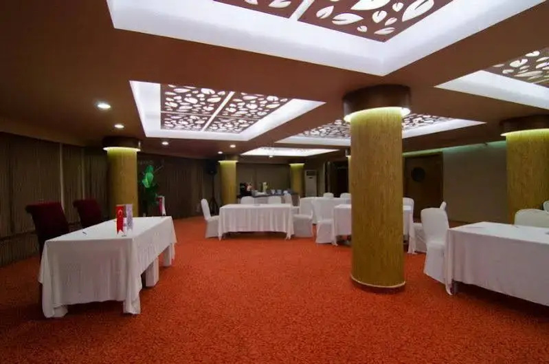 Roof Garden Hotel - Général