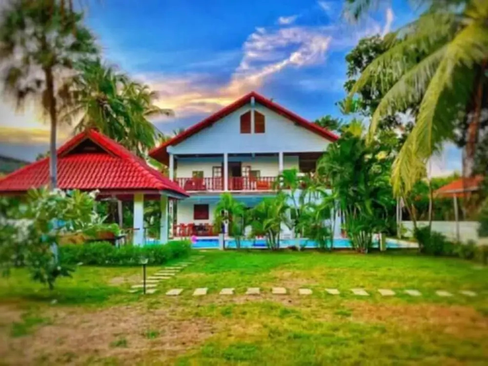 Lyndale Lodge