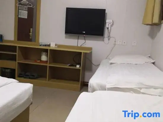 Bed in Dorm (female dorm)