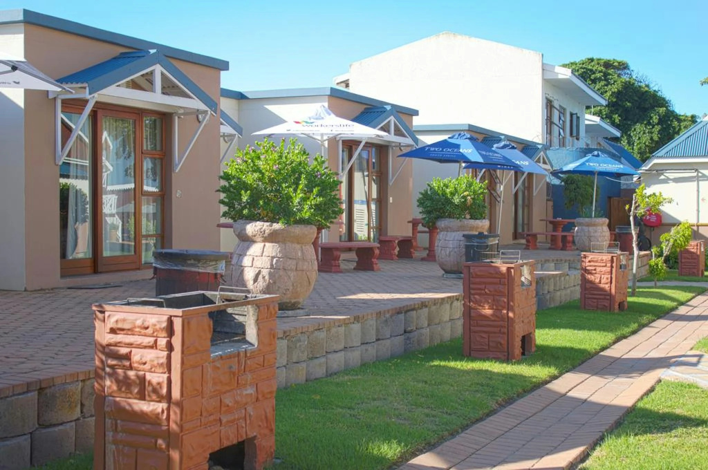 Oceans Hotel & Self Catering - Général
