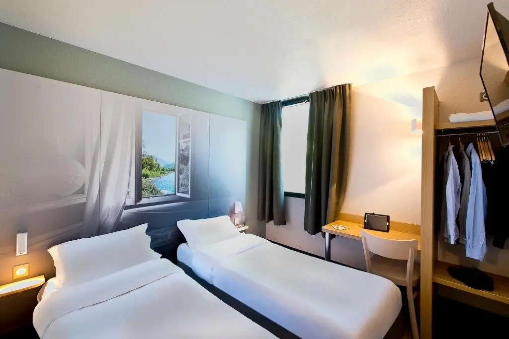 Standard Double room (twin beds)