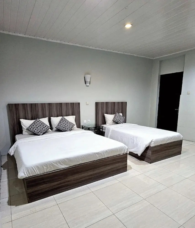 Airlangga Hotel - Chambres