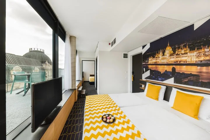 Premium Quadruple room