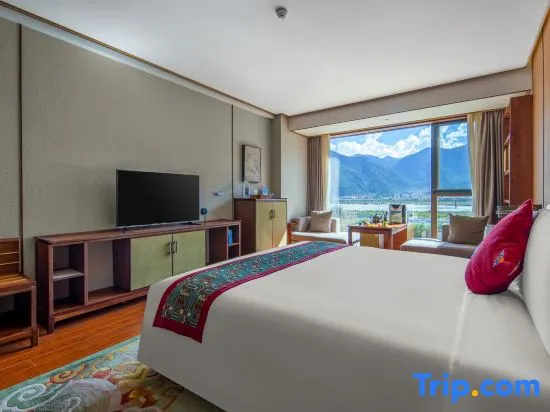 Standard Double room with lake view (full double bed)