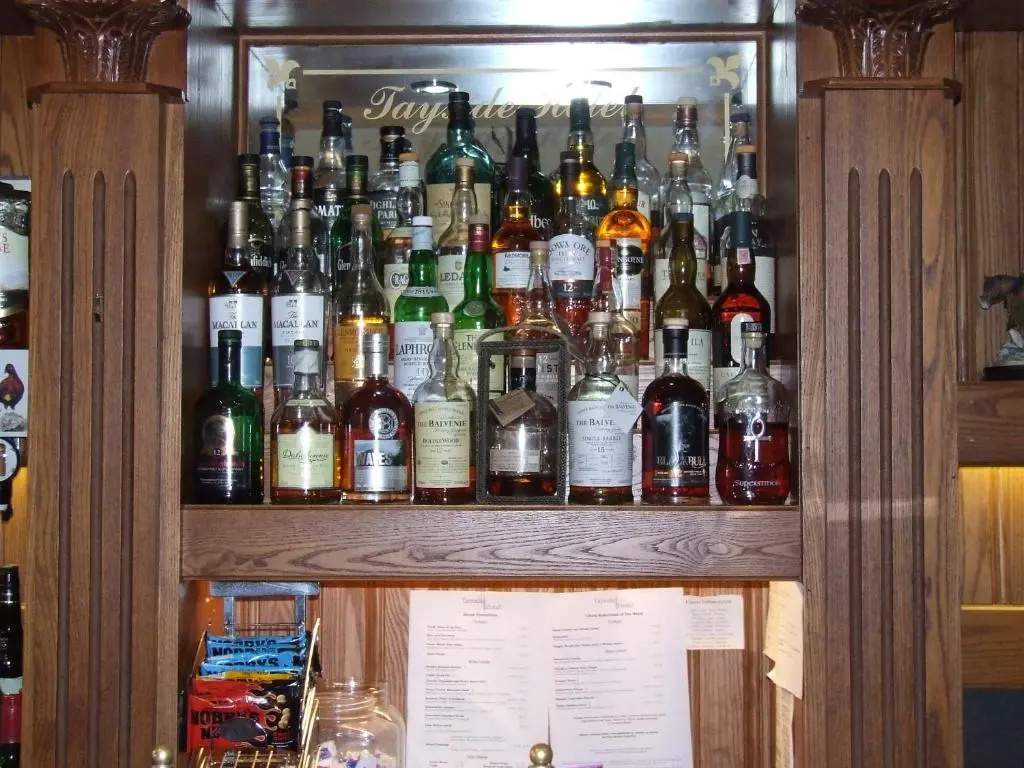 Food & Beverage