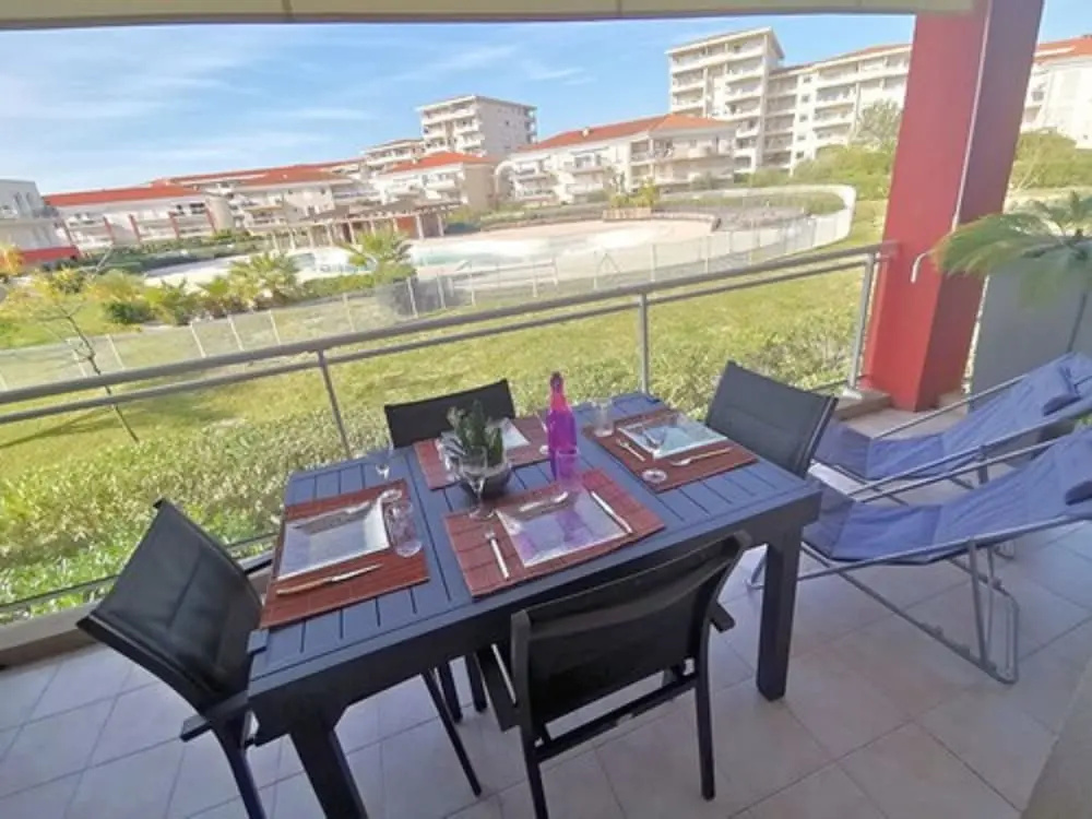 2P au pied des plages,Piscine,Wifi,Clim