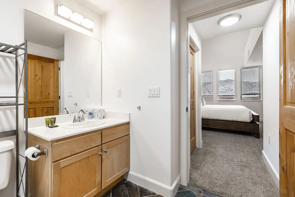 Crestview Condominiums by All Seasons Resort Lodging - Chambres