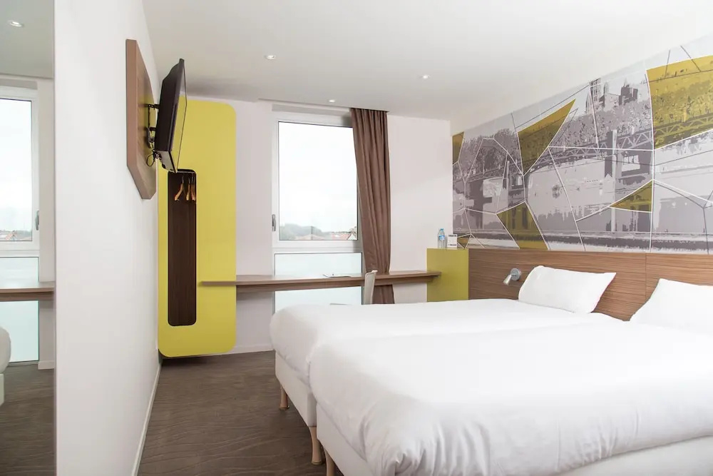 Brit Hotel Toulouse Colomiers - L'Esplanade - Chambres