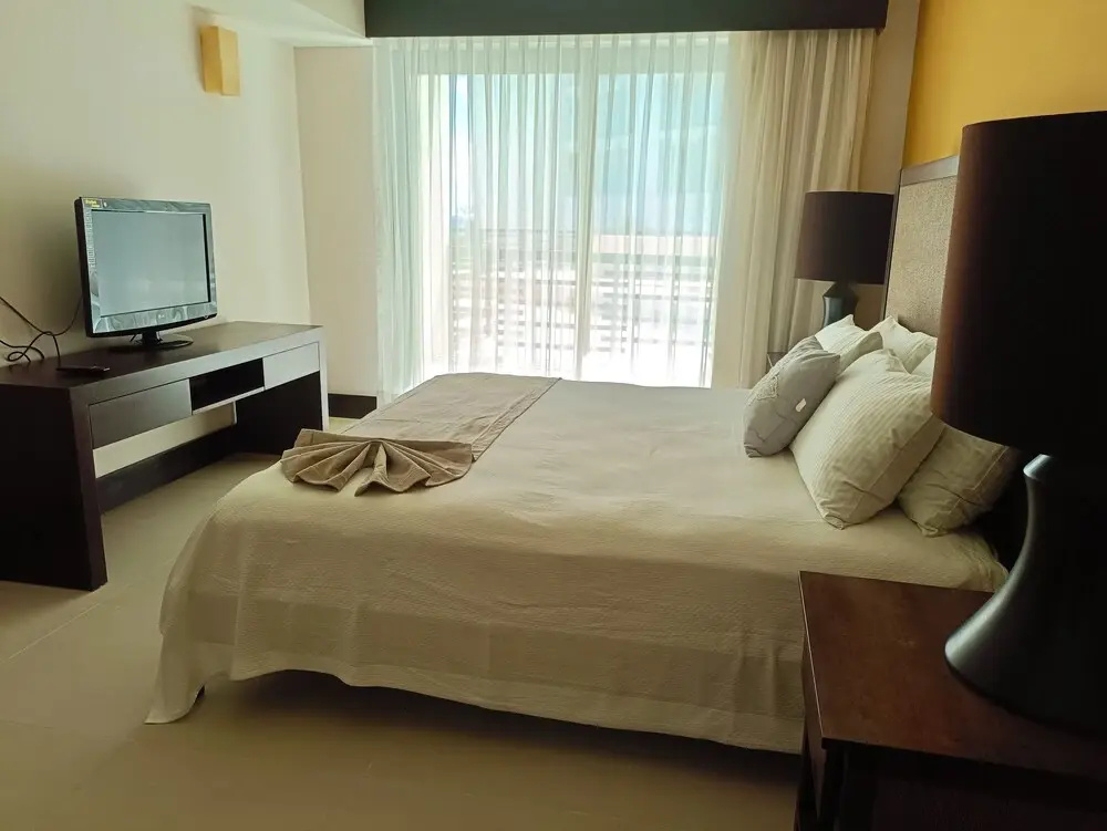 2 Bedrooms Family Apartment with balcony and with view