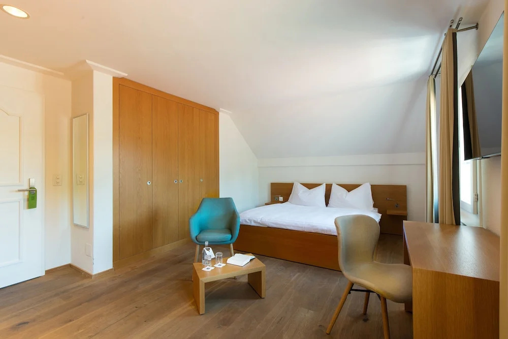 Hotel Kreuz by b_smart - Chambres