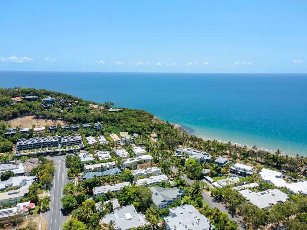 Beach & Waterfront