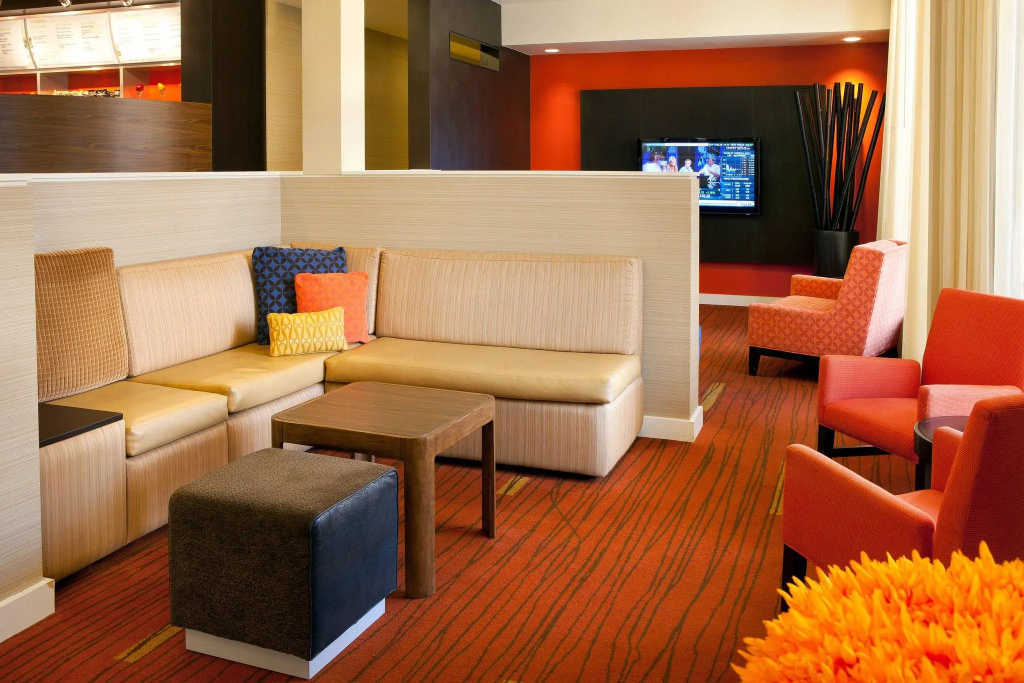 Courtyard by Marriott Anaheim Buena Park — фото