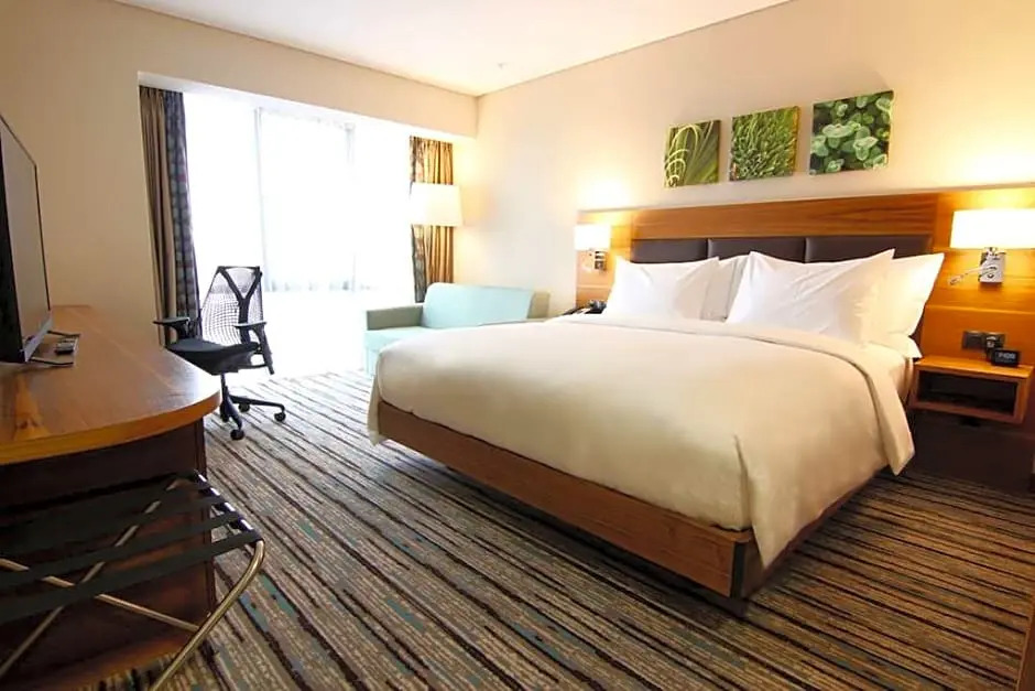 1 Bedroom Double Suite full double bed