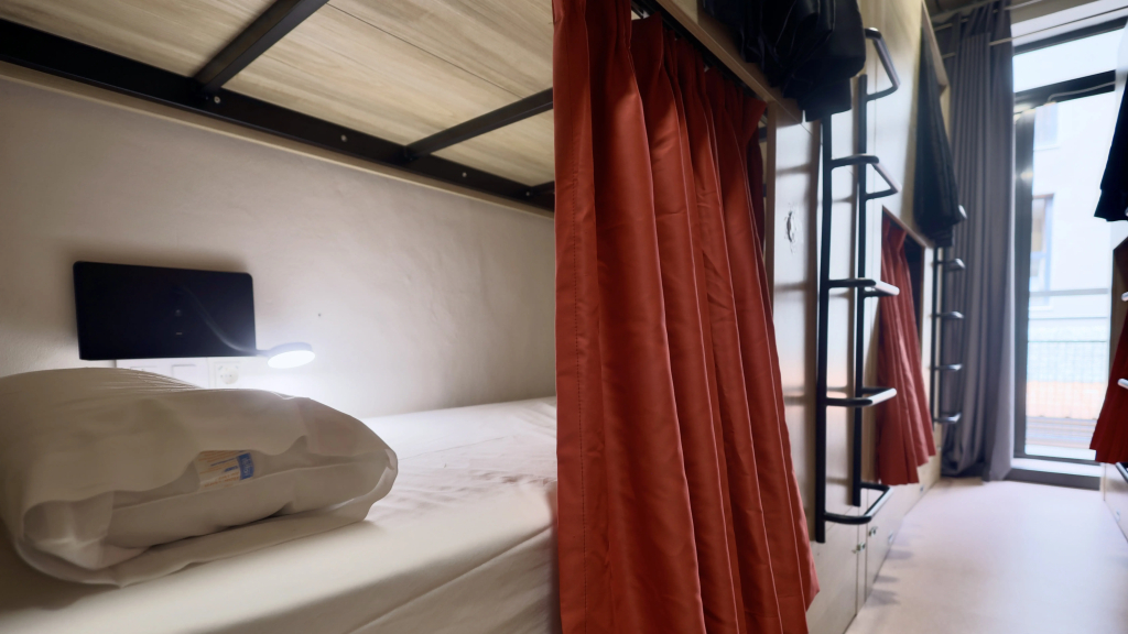 Ideal Youth Hostel