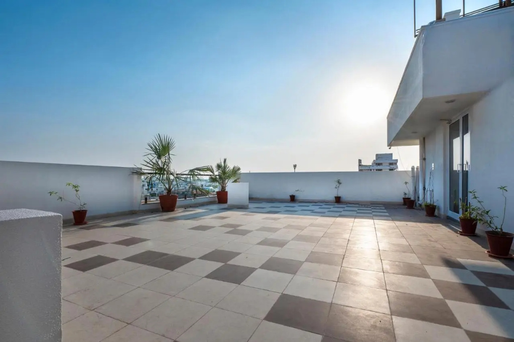 Palm Stay - Studios & Rooms