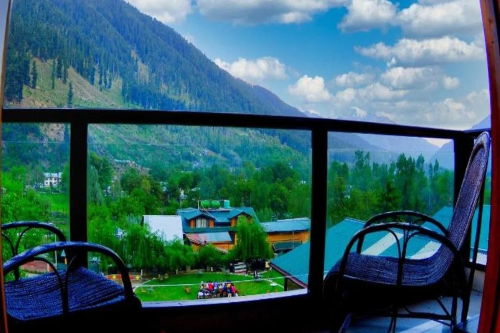 Balcony & Terrace