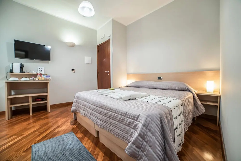 Comfort Double room (full double bed)