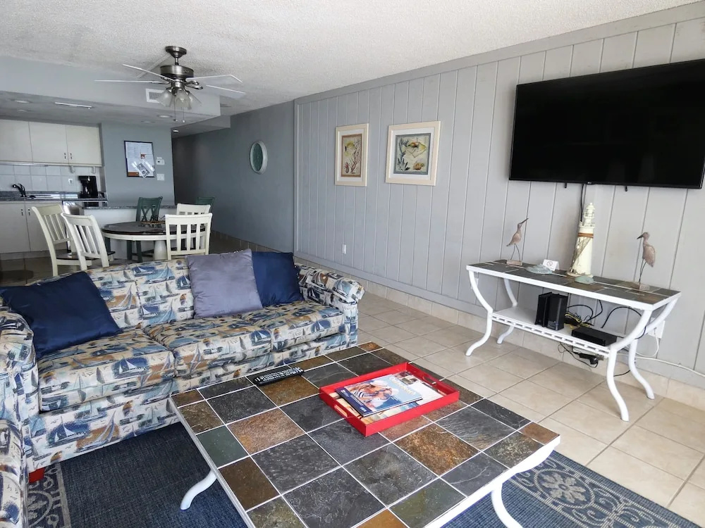 0509 Waters Edge Resort 1 Bedroom Condo